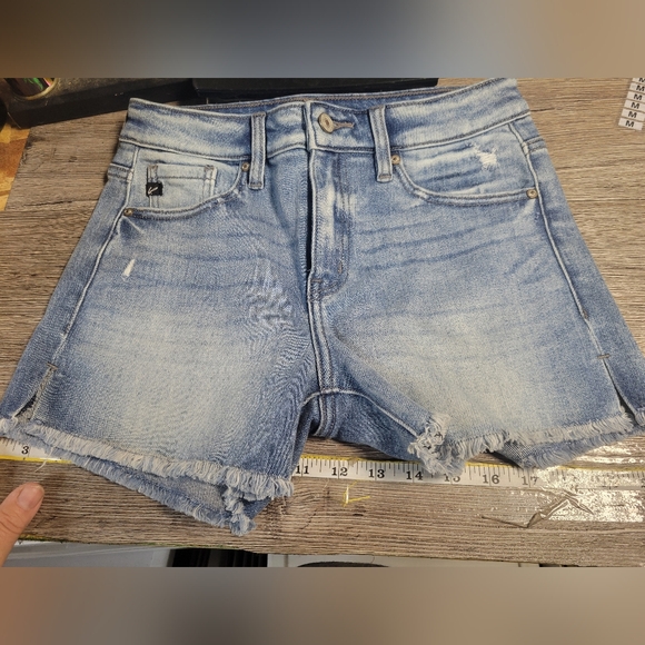 KanCan Denim Jean Shorts Women's Size‎ Medium - Picture 1 of 4
